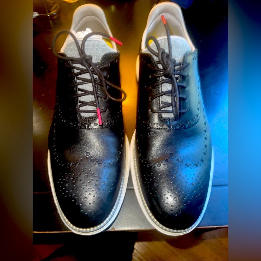 Men’s Cole Haan original Grand black/white size 13
